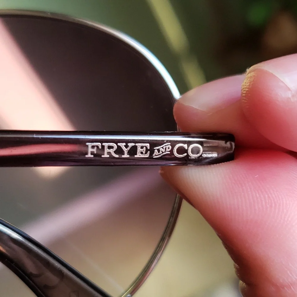 Frye & Co Unisex Purple Shade Round Sunglasses Old Money Classic Outdoor